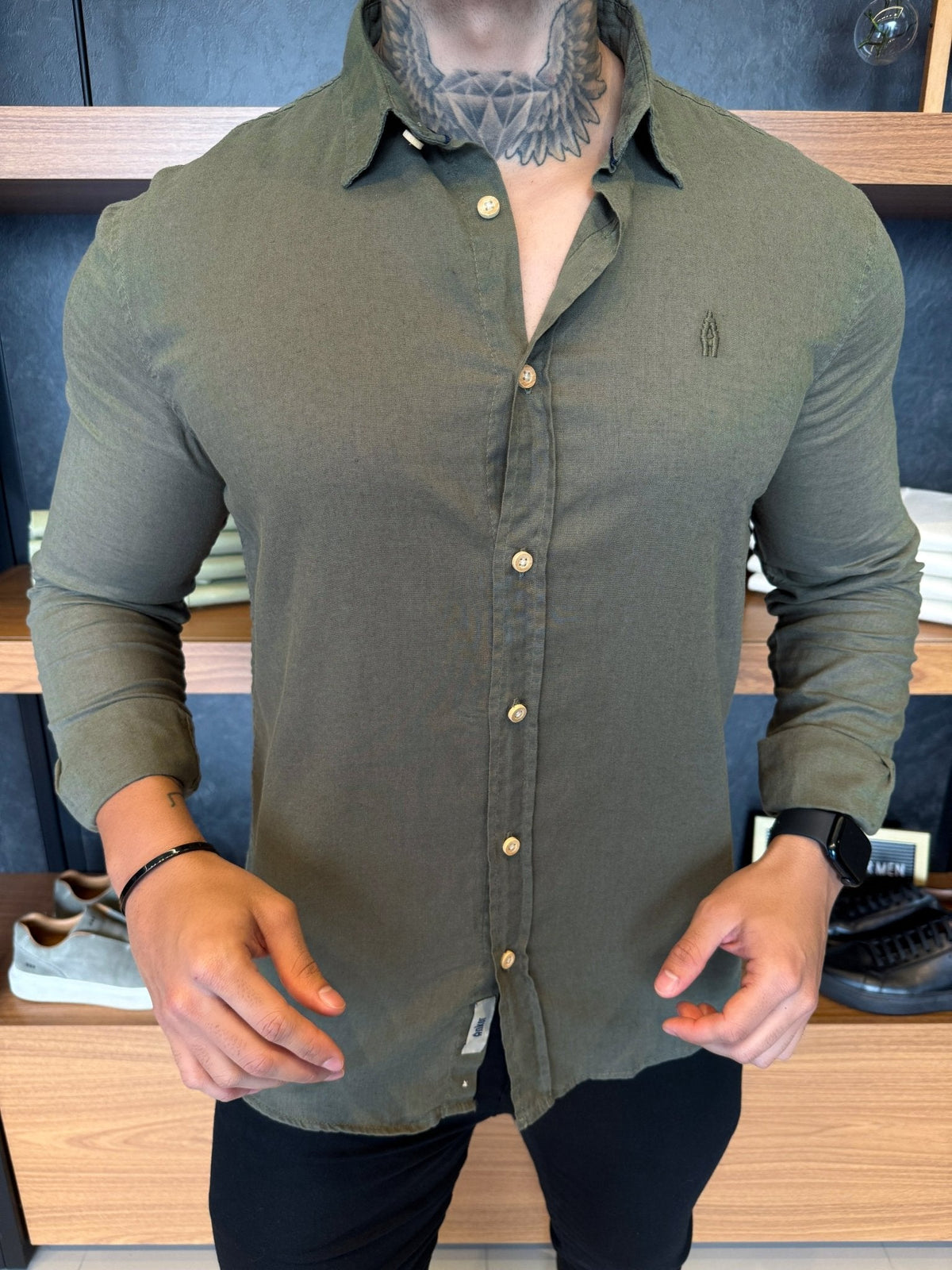 Camisa Linho Ank Verde Logo Monocromático